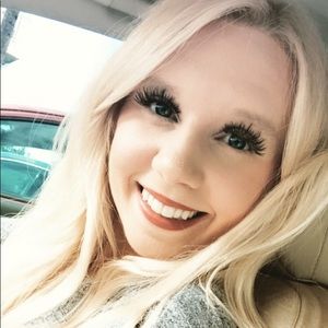 Meet your Posher, Madeline